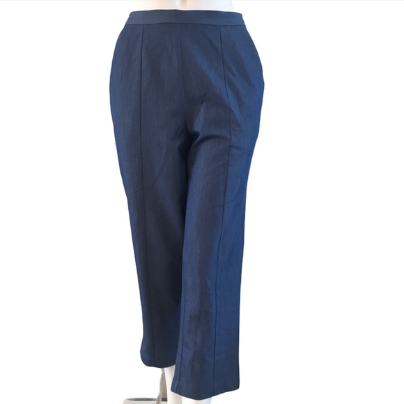 BCBGMaxAzria Blue Ankle Crop pants, Size 10 - Picture 3 of 11